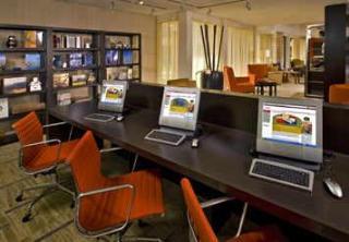Hotel Courtyard By Marriott Orange County 3*