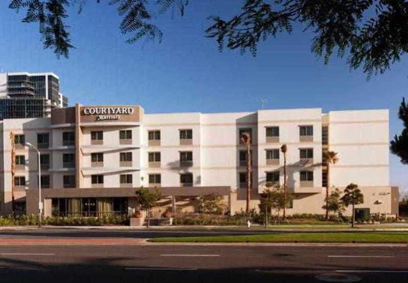 Courtyard By Marriott Orange County
